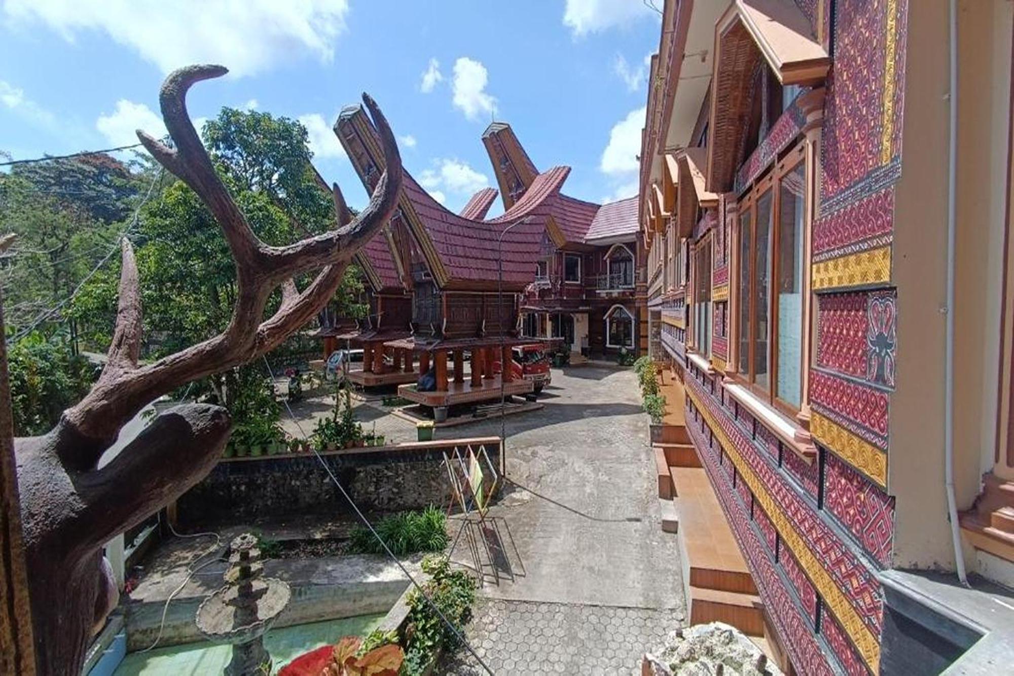 Hotel Manggasa Makale Buitenkant foto